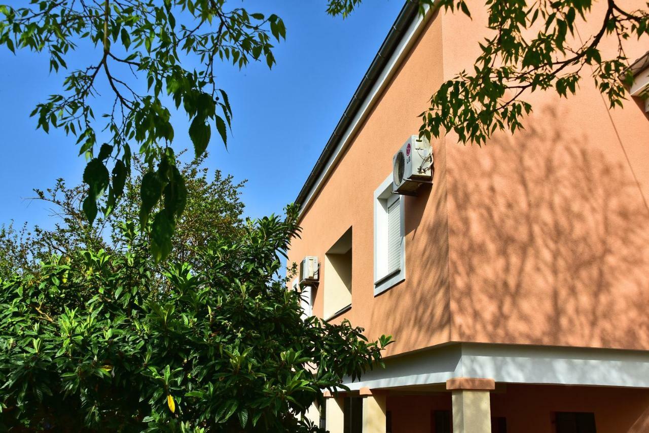 Apartments Edita Zadar Exterior photo