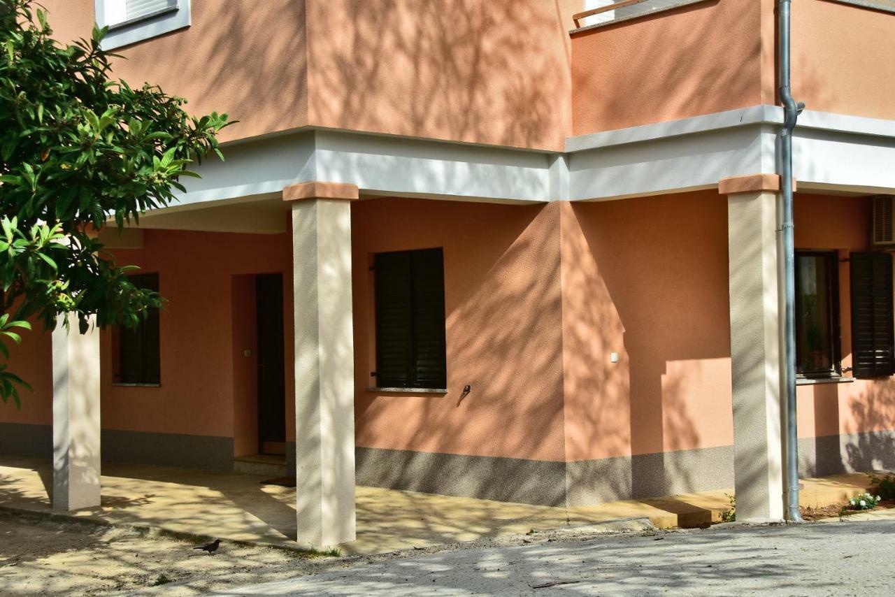Apartments Edita Zadar Exterior photo